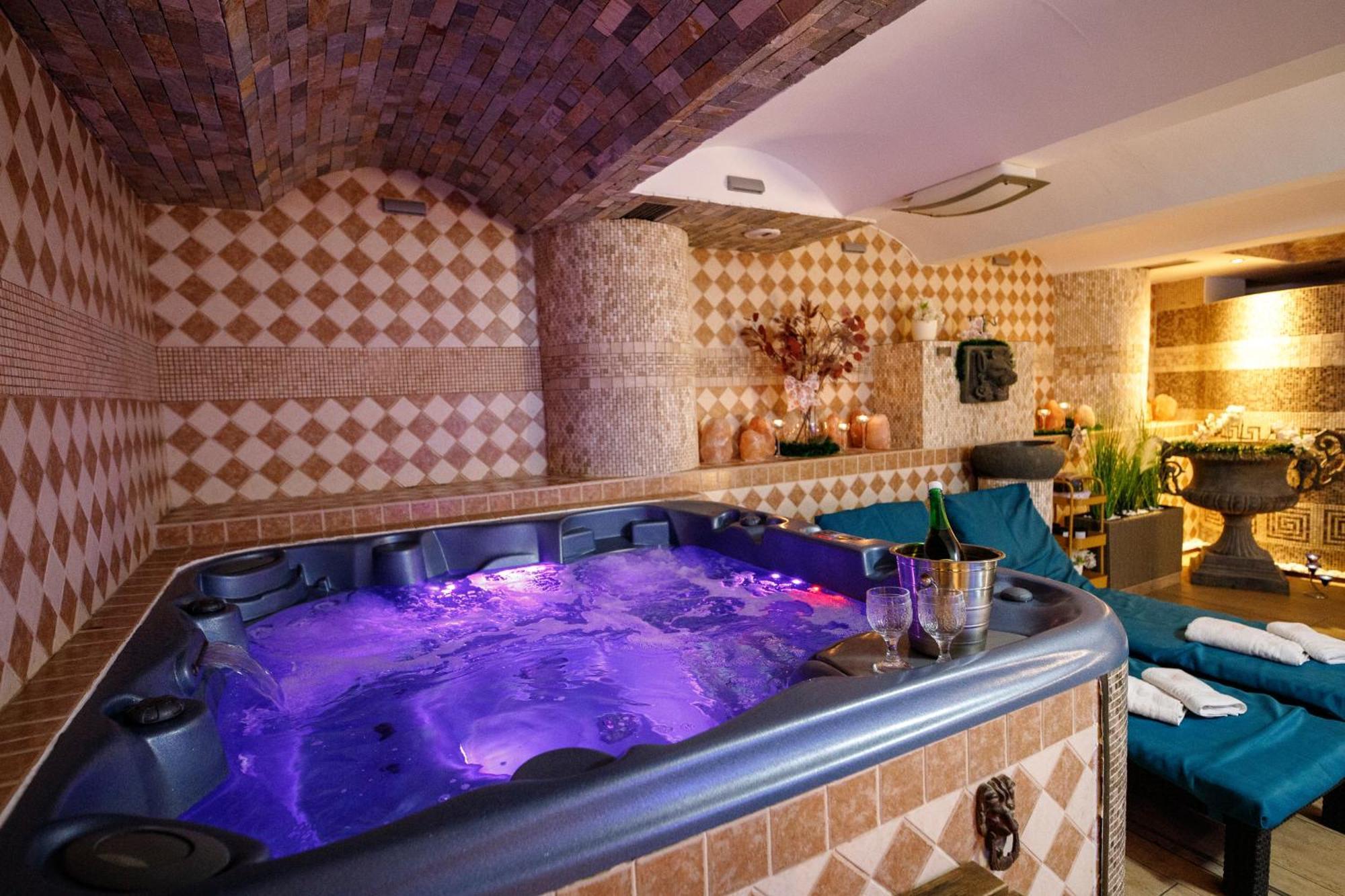 Wellness Hotel Beethoven Chomutov Dış mekan fotoğraf
