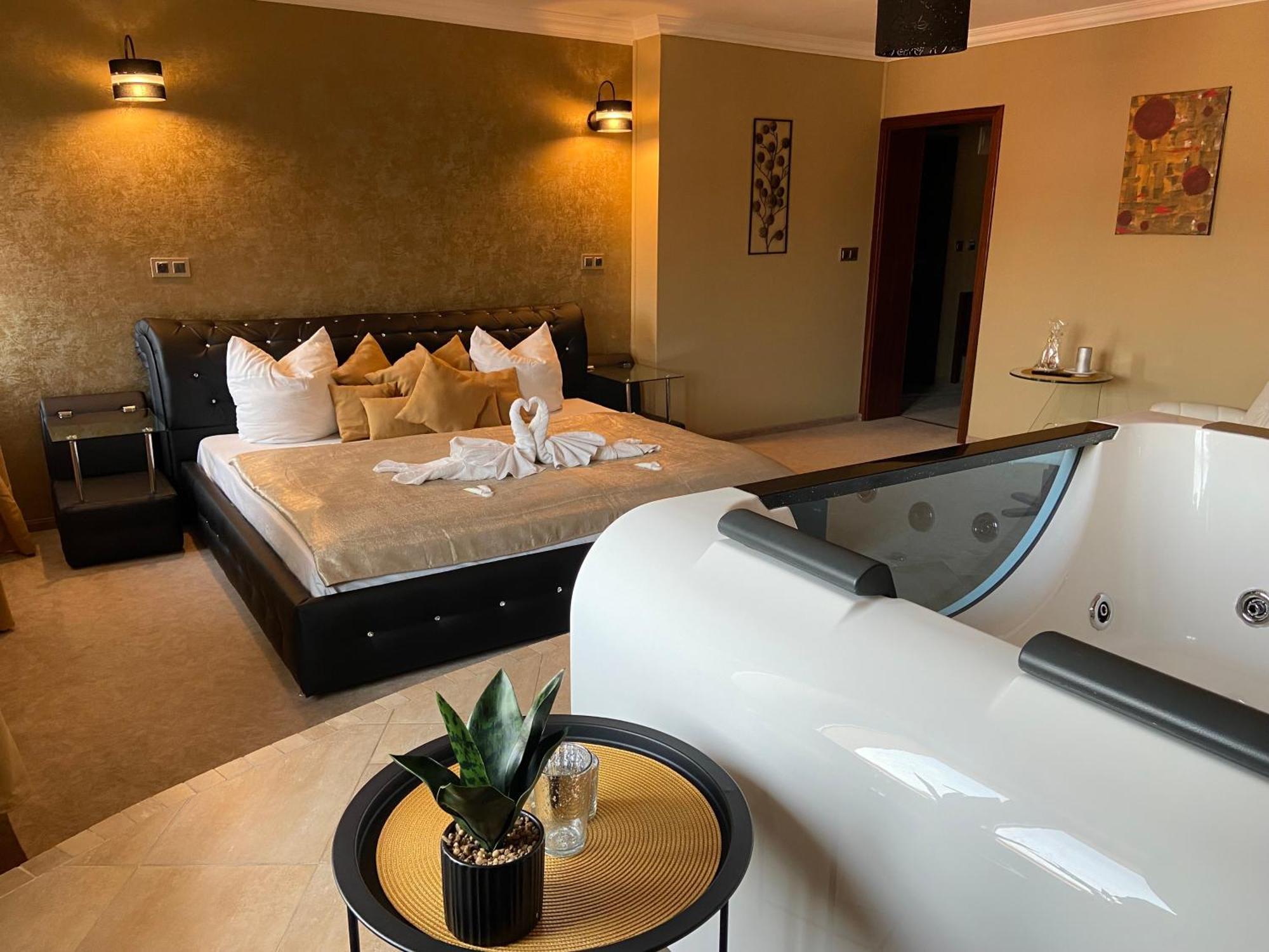 Wellness Hotel Beethoven Chomutov Dış mekan fotoğraf
