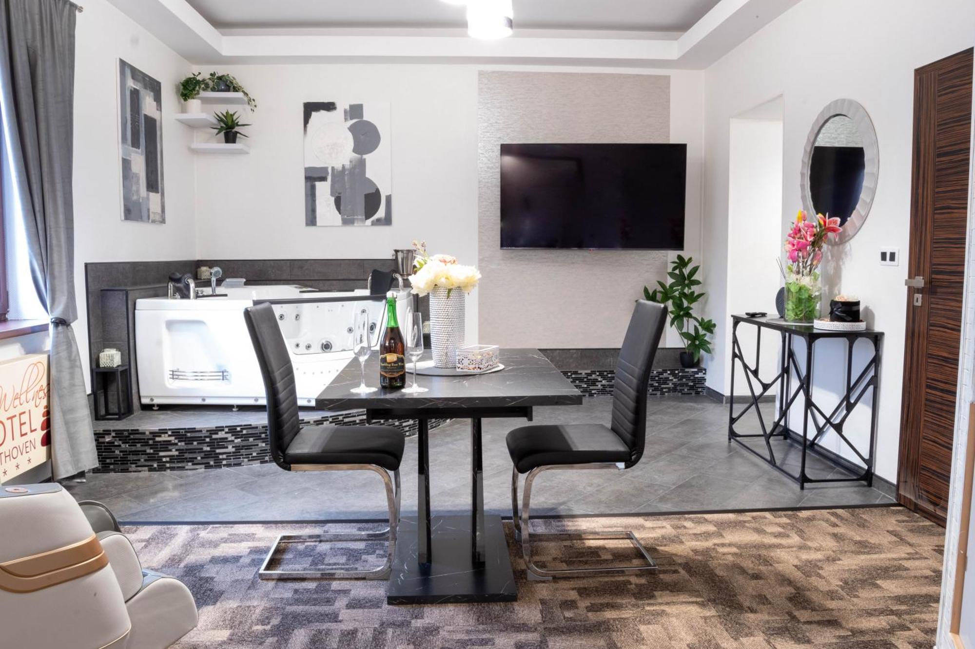 Wellness Hotel Beethoven Chomutov Dış mekan fotoğraf