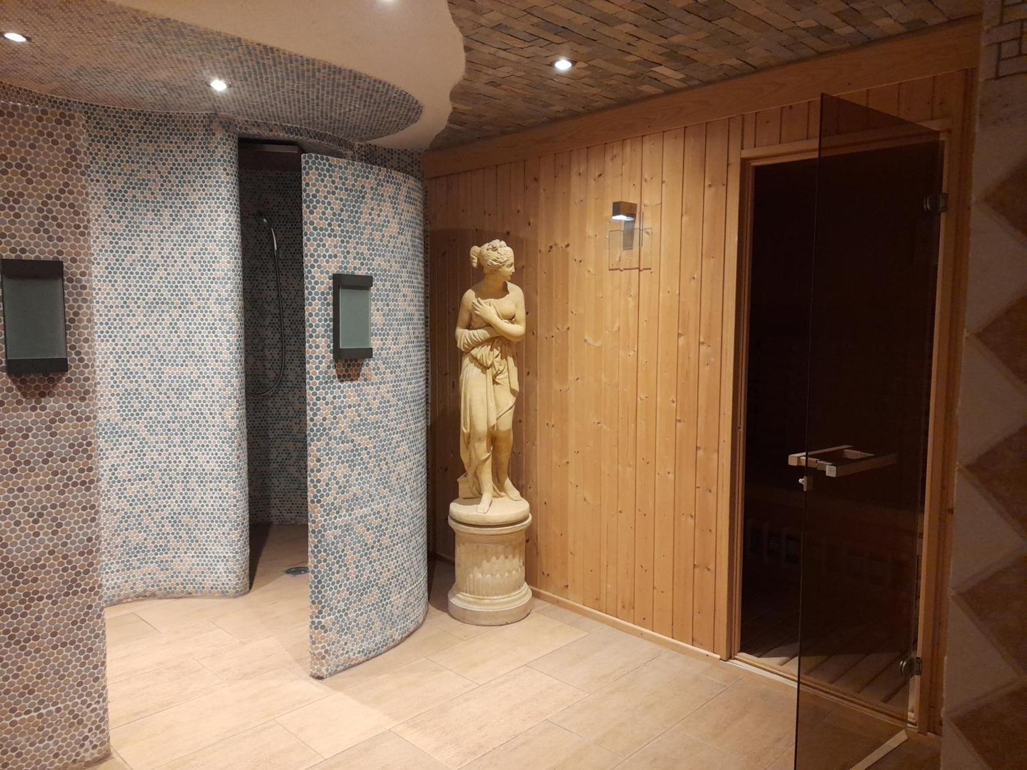 Wellness Hotel Beethoven Chomutov Dış mekan fotoğraf
